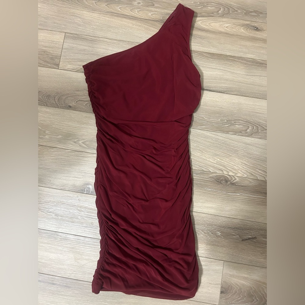 Maroon stretchy dress